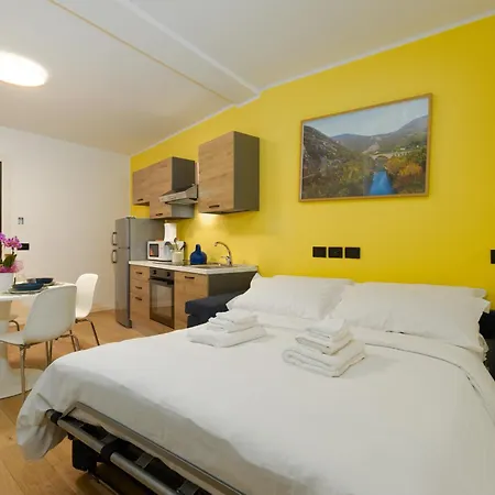 New Ribolla - In Via Rastello Con Patio Per 4pp